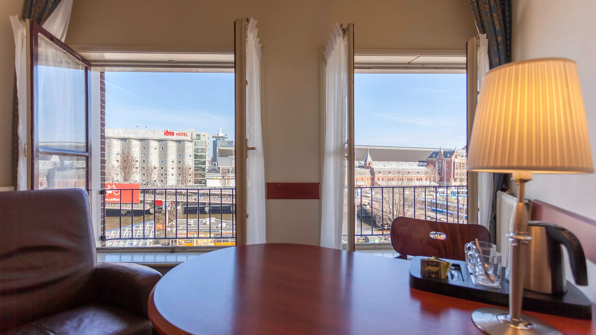 A-Train Hotel Амстердам