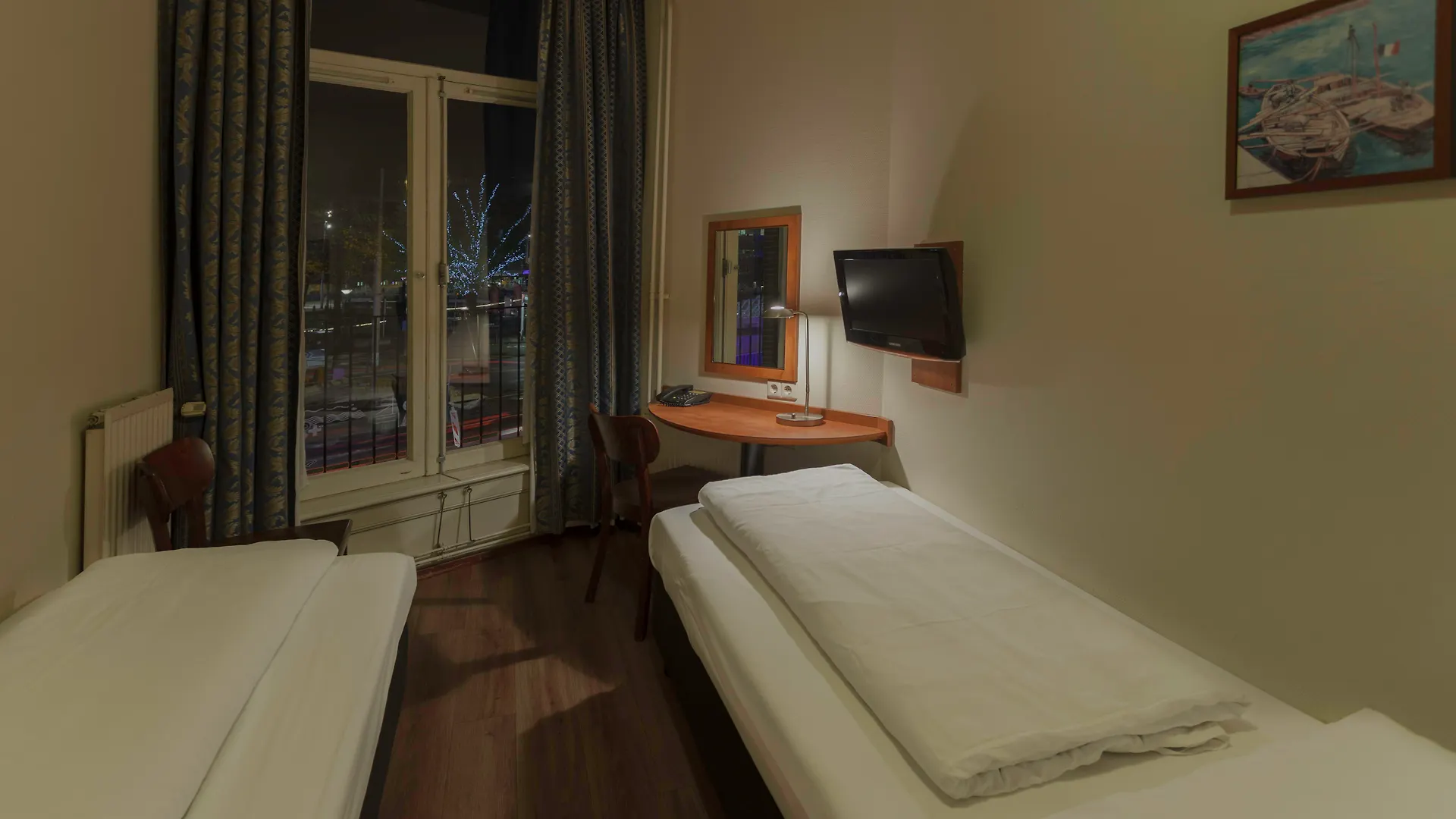 A-Train Hotel Амстердам Нидерланды