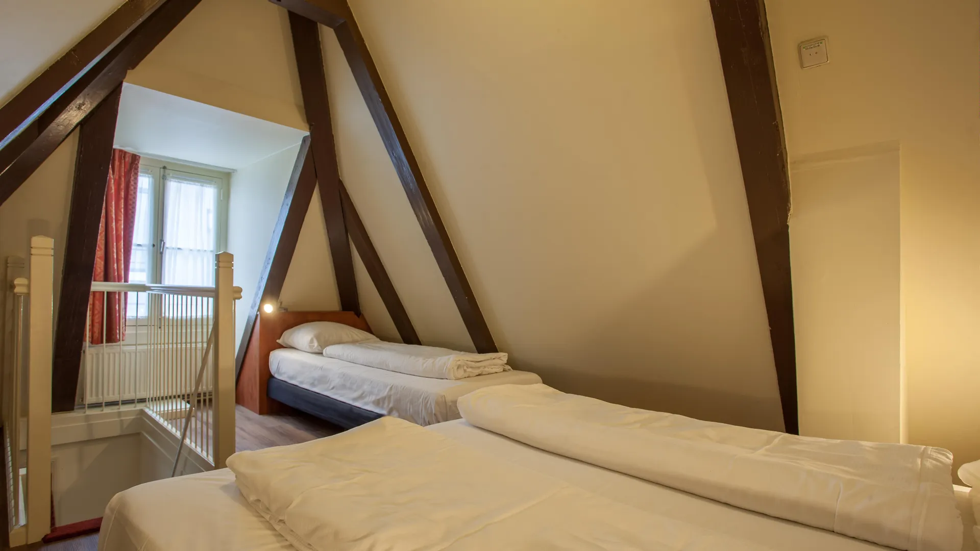 A-Train Hotel Амстердам